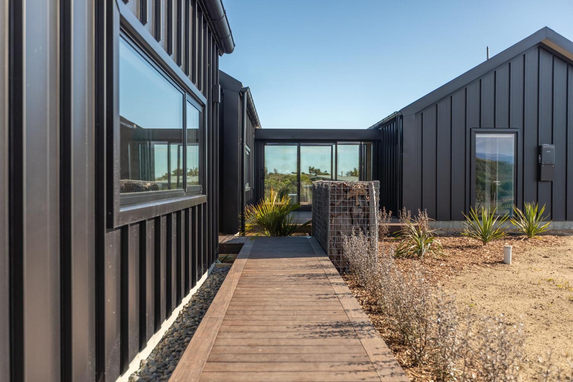 Ono Villa Te Horo Exterior photo