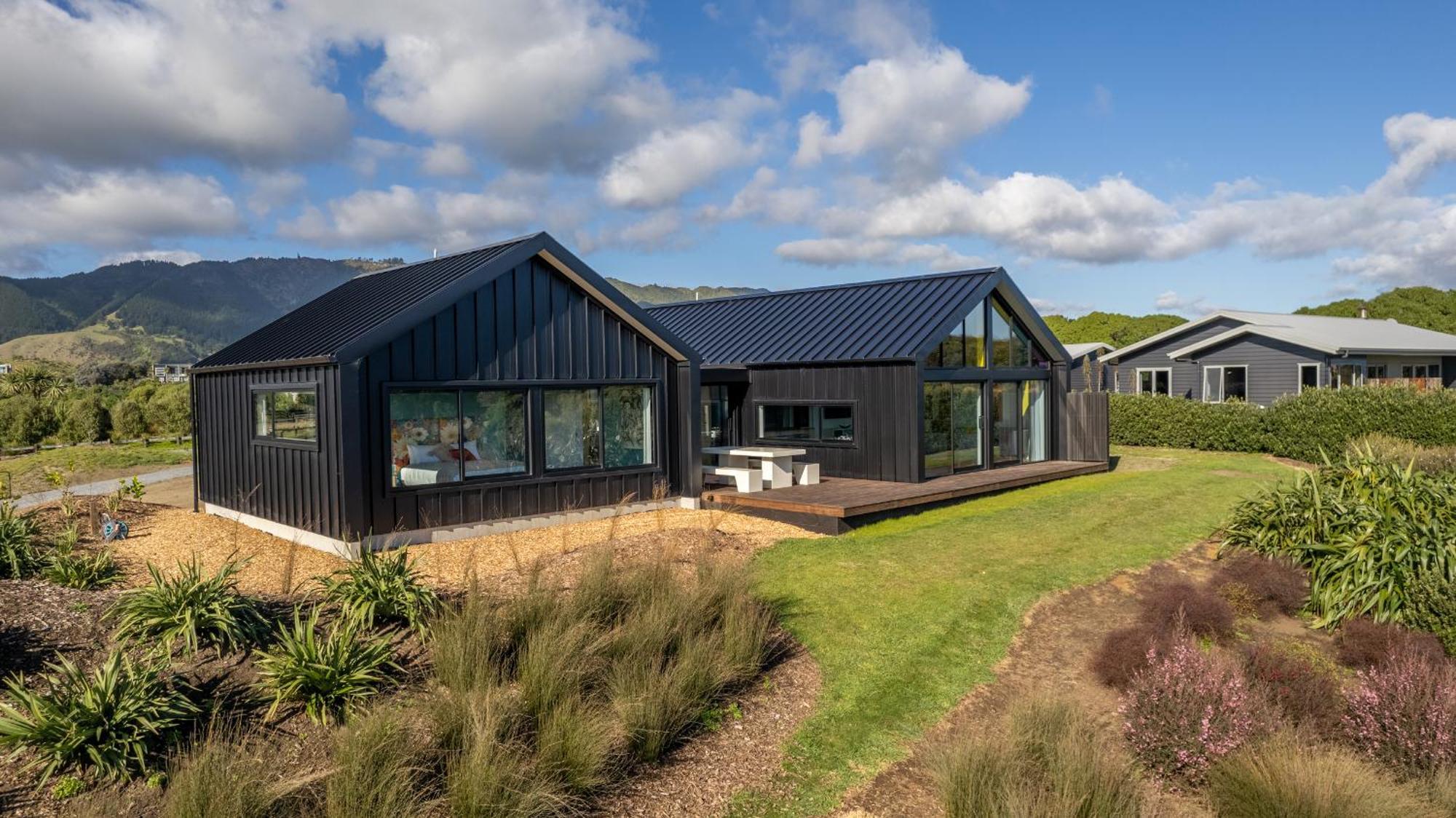 Ono Villa Te Horo Exterior photo